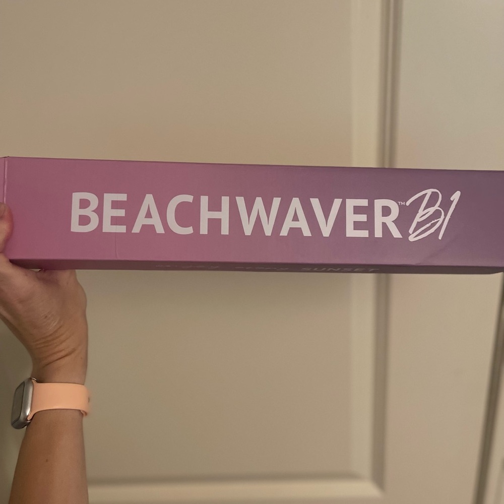 Beachwaver B1 Hair Styling Tool